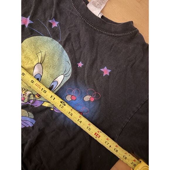 Vintage 90's Black Sun Sportswear WB Tweety Bird Cropped Tweet T-Shirt USA XL - Picture 4 of 4